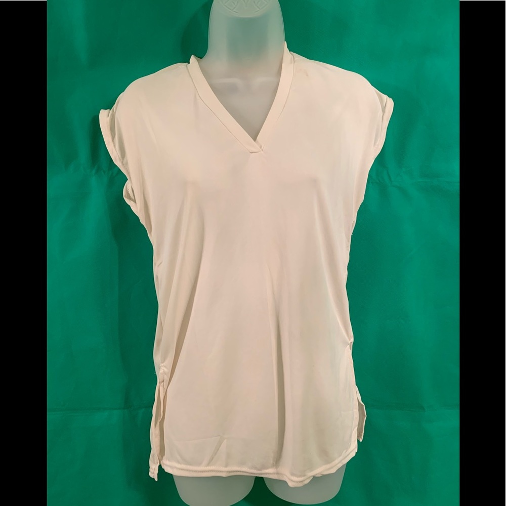 Uniti Women’s Stretch Top